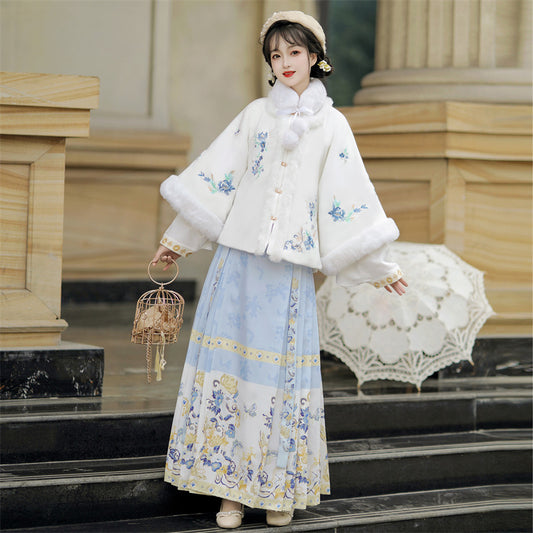 Ming Dynasty Elegance · 2025 Winter Hanfu Collection