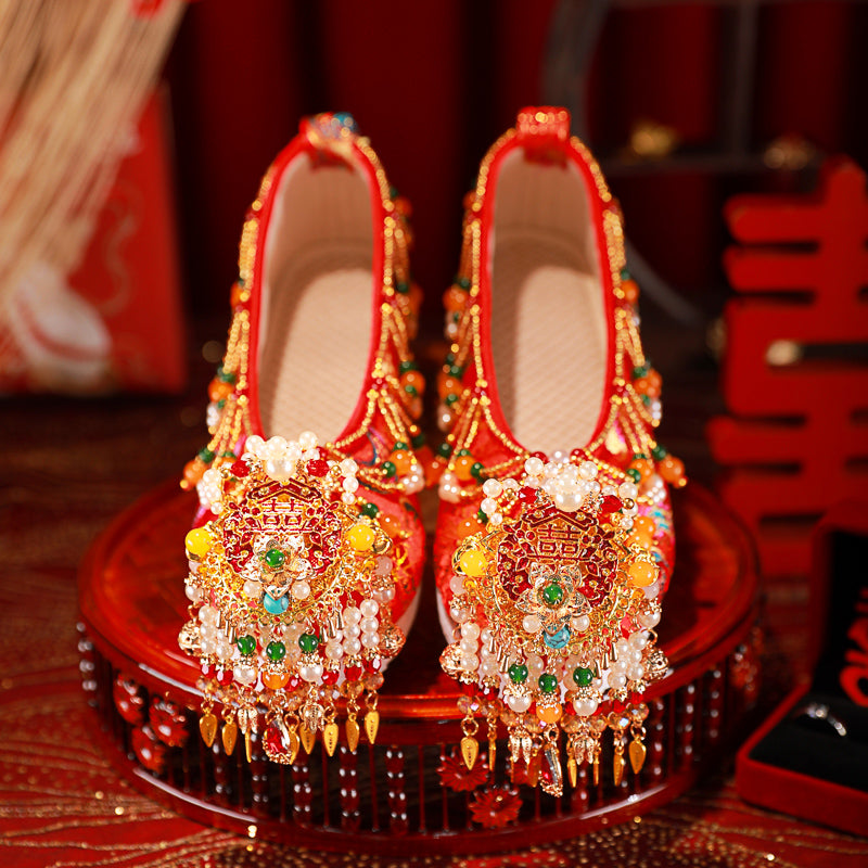 Eternal Bond: 2025 Hand-Embroidered Tassel Wedding Shoes for Chinese Brides