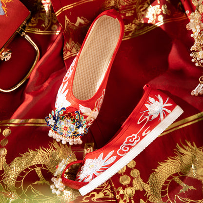 Chinese Ming-Style Red Wedding Flats for Women – Comfortable Hanfu Embroidered Shoes for Bride