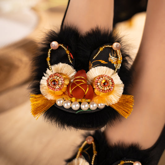 Women’s Chinese Tiger Head Shoes – Black Tiger Fortune Embroidery