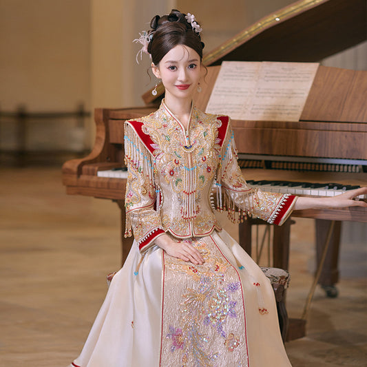 Champagne Gold Elegance 2025 · Petite Xiuhe Wedding Dress | Slim-Fit Dragon-Phoenix Chinese Bridal Gown