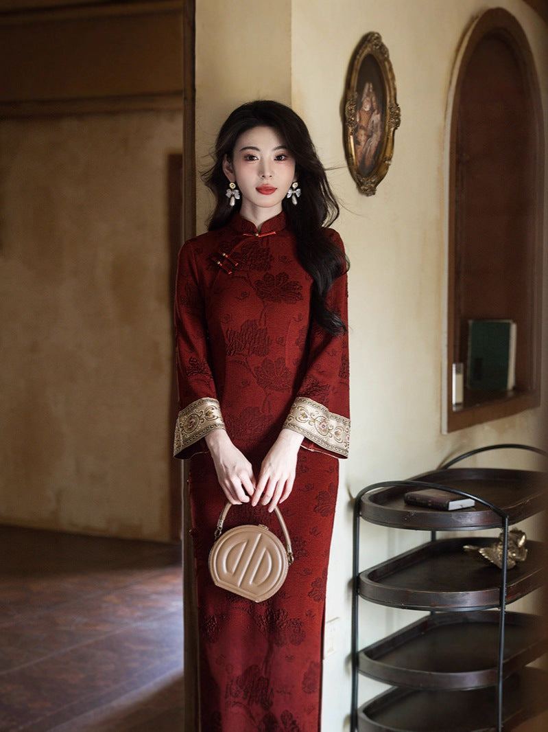 2025 Autumn/Winter Qipao · Wine Red Retro Flared Sleeve Dress