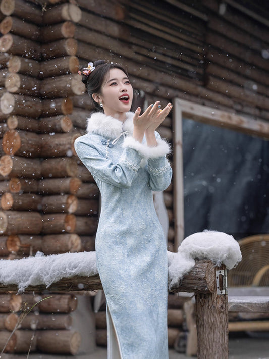 Azure Bloom · 2025 Winter Qipao with Fleece Lining