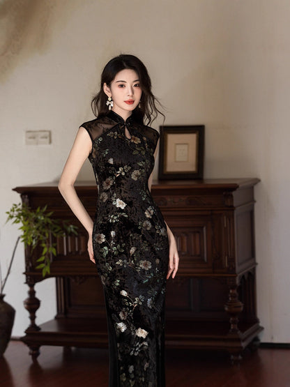 2025 Autumn Qipao · Diamond Velvet Camellia Elegance
