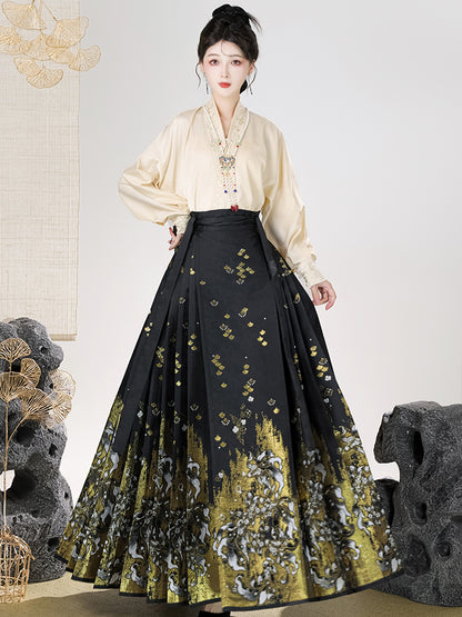 Ming Dynasty Gold-Woven Ma Mian Skirt · 2025 Autumn-Winter Collection