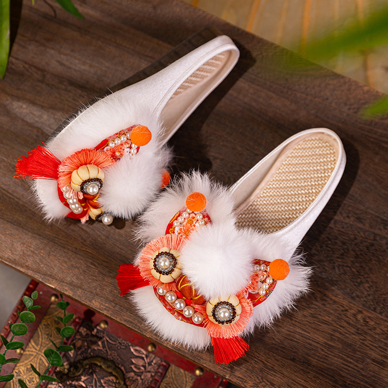 Awakening Lion Joy · 2025 Hand-Embroidered Tiger Slippers