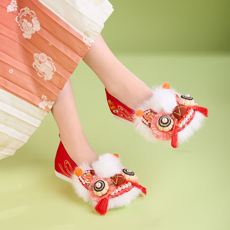 Awakening Lion Joy · 2025 Embroidered Tiger Flats