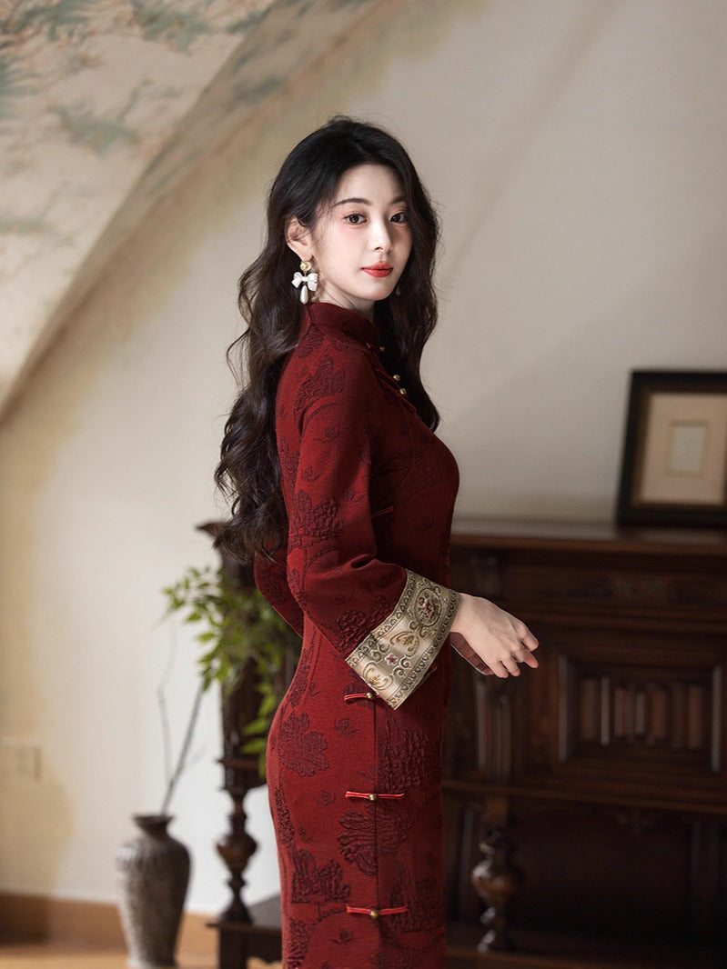 2025 Autumn/Winter Qipao · Wine Red Retro Flared Sleeve Dress