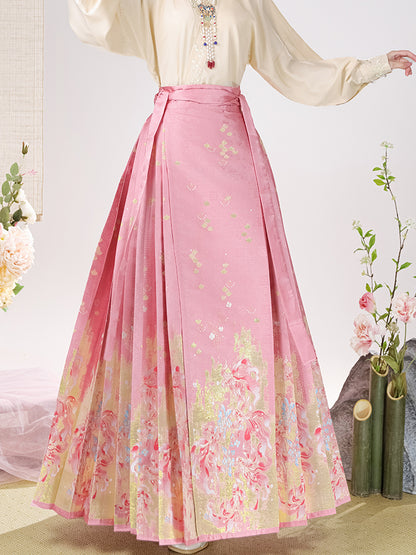 Ming Dynasty Gold-Woven Ma Mian Skirt · 2025 Autumn-Winter Collection