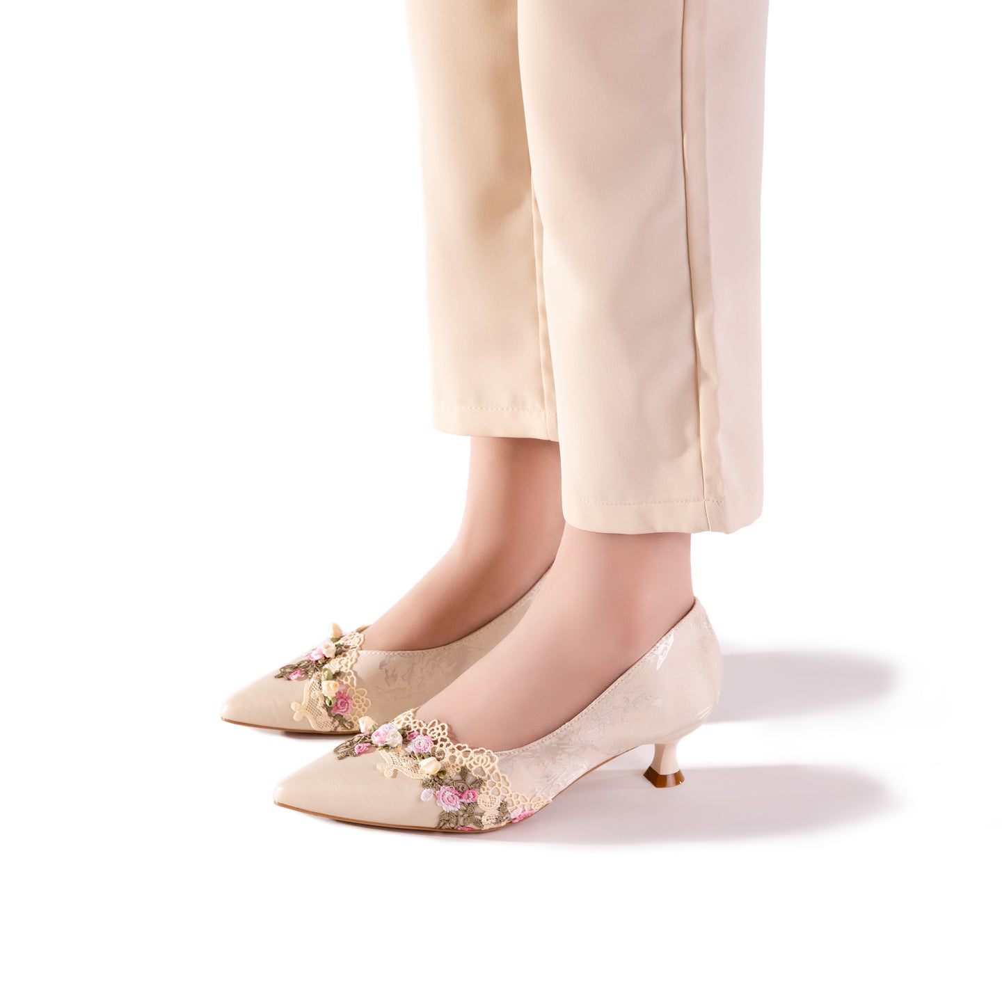 Vintage Chic Pumps - Women's Jacquard Satin Floral Embroidery Kitten Heels, Vintage Wedding Bridal Shoes, Handcrafted Pointed Toe Comfort Dress Shoes