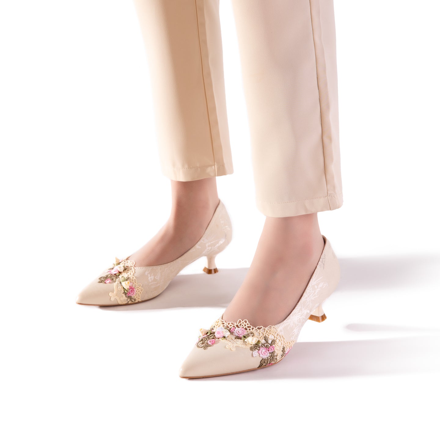 Vintage Chic Pumps - Women's Jacquard Satin Floral Embroidery Kitten Heels, Vintage Wedding Bridal Shoes, Handcrafted Pointed Toe Comfort Dress Shoes
