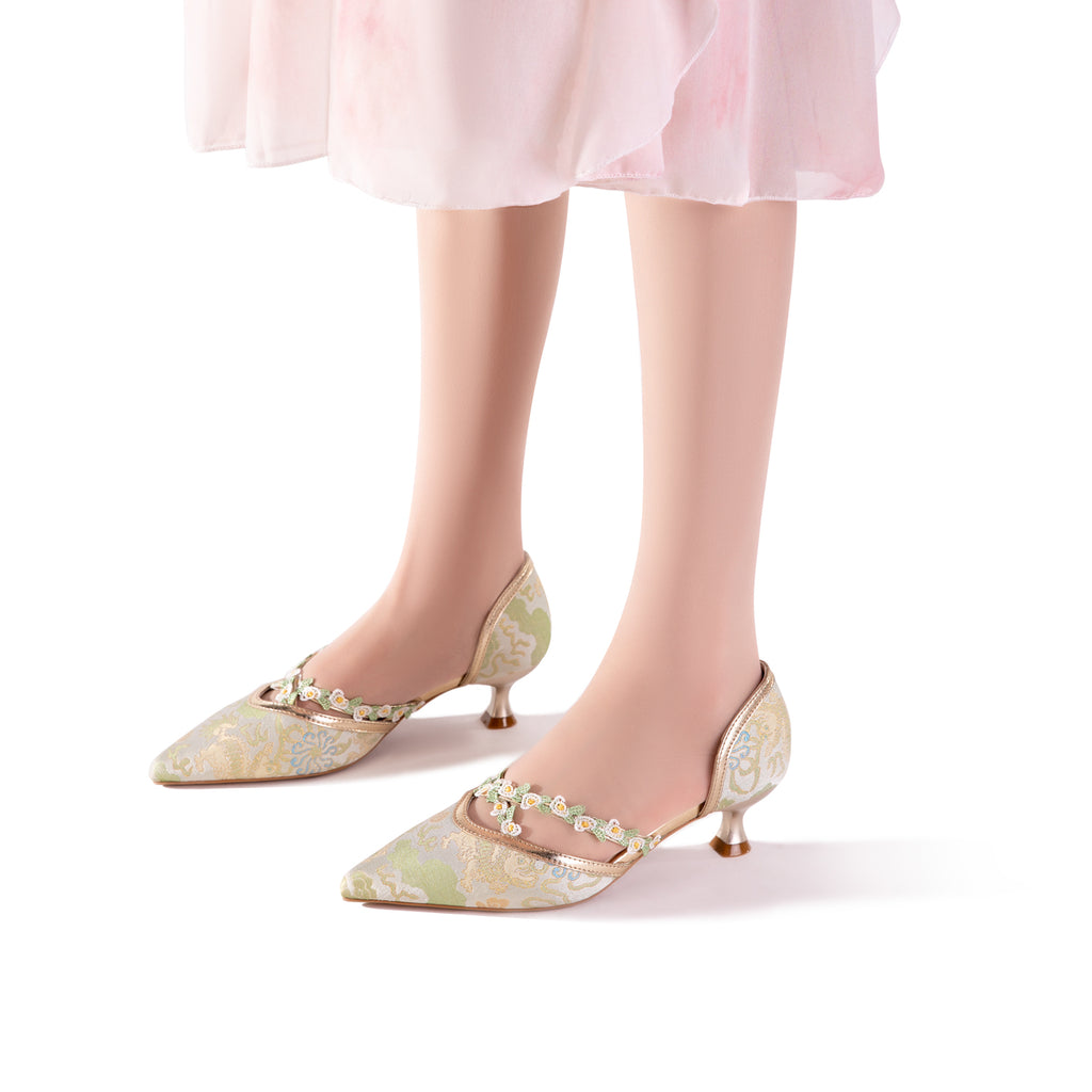 Versatile New Chinese Jacquard Floral Trim Kitten Heels | Pointed Toe Everyday Pumps