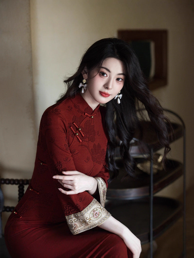 2025 Autumn/Winter Qipao · Wine Red Retro Flared Sleeve Dress