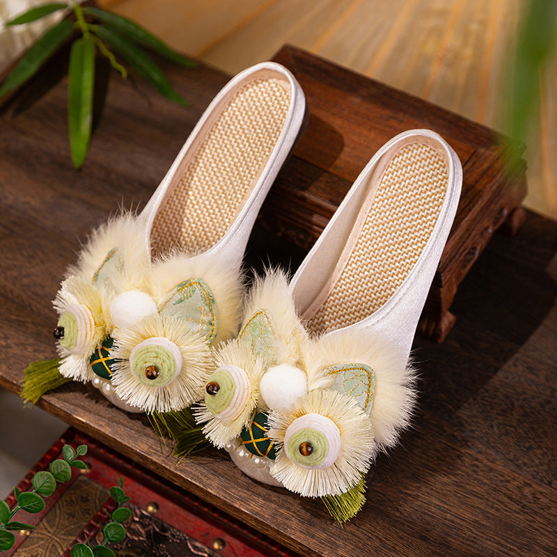 Wind Whisper · 2025 Embroidered Tiger Slippers