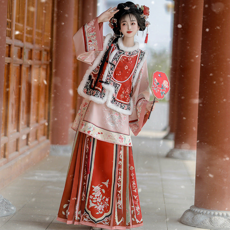 Celestial Porcelain · 2025 Late Qing Dynasty Inspired Hanfu Collection