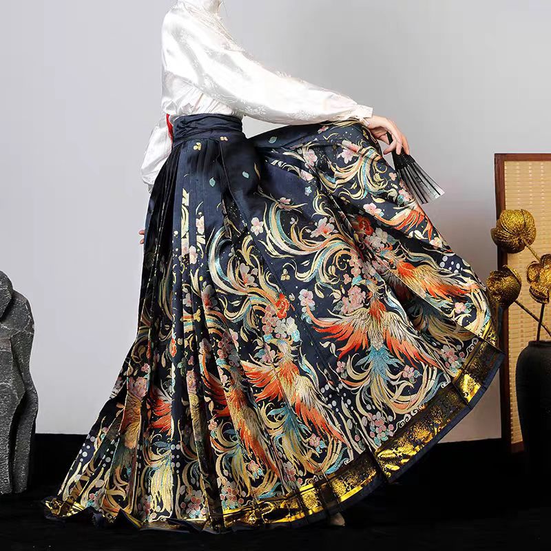 Phoenix Ascending · 2025 Embroidered Ma Mian Qun Set