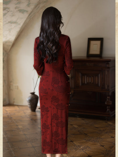 2025 Autumn/Winter Qipao · Wine Red Retro Flared Sleeve Dress