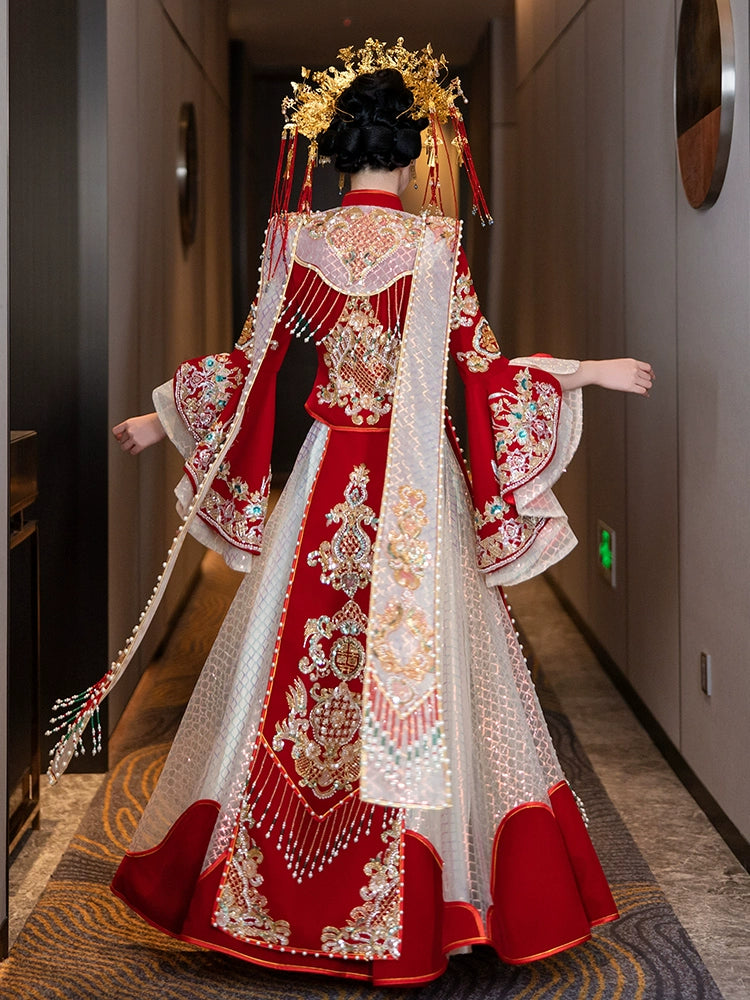 Velvet Poetry · 2025 Meticulous Modern Xiuhe Dress | Slim-Fit Chinese Bridal Gown for Departure Ceremony