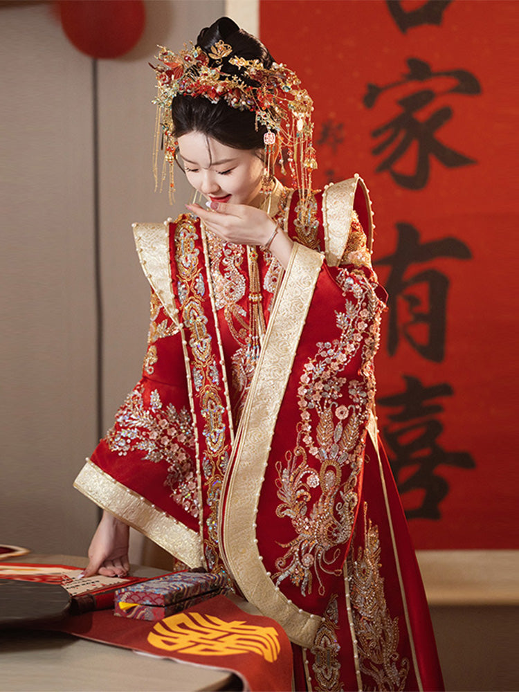 Oriental Poetic Charm · 2025 Luxury Longfeng Kwa | Slim-Fit Bridal Gown for Petite Brides