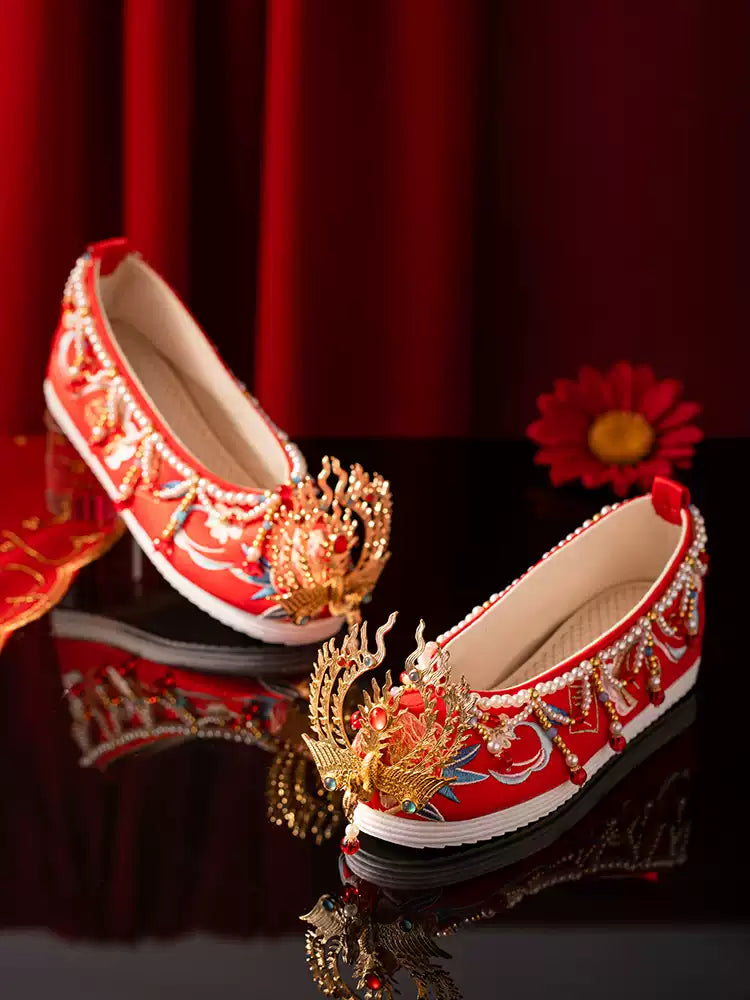 Stunning Red Wedding Shoes – Hanfu-Inspired Bridal Flats for Women