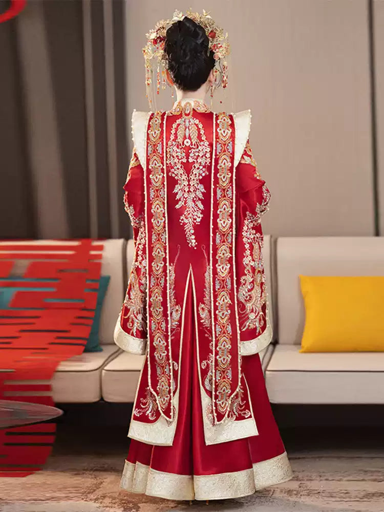 Oriental Poetic Charm · 2025 Luxury Longfeng Kwa | Slim-Fit Bridal Gown for Petite Brides