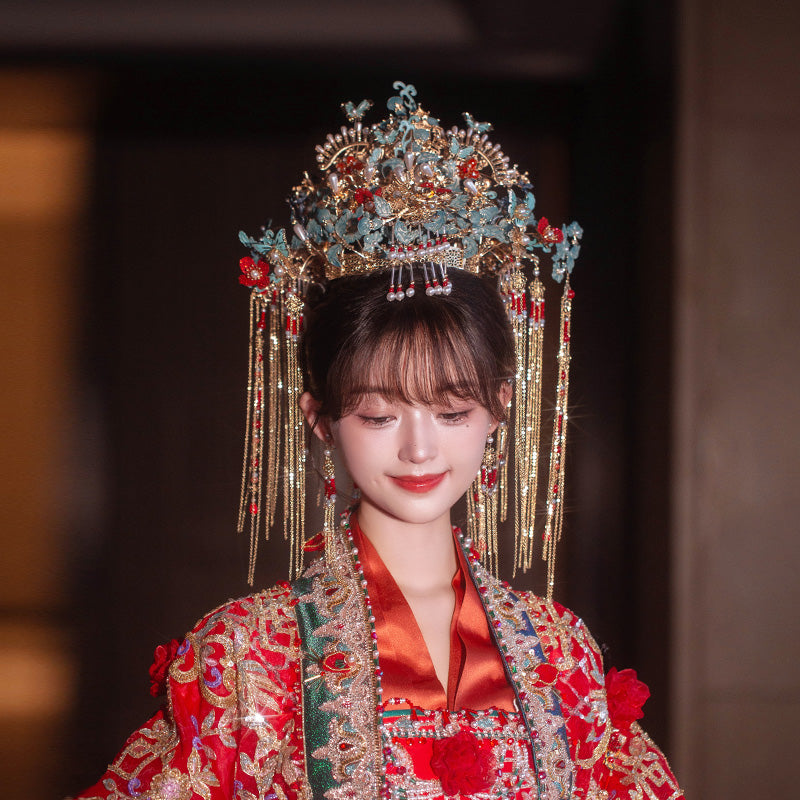 Hanfu Bride Cloisonné Phoenix Crown – Elegant Chinese Wedding Hairpiece with Butterfly Tassels and Traditional Design