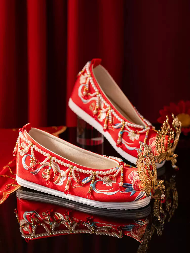 Stunning Red Wedding Shoes – Hanfu-Inspired Bridal Flats for Women