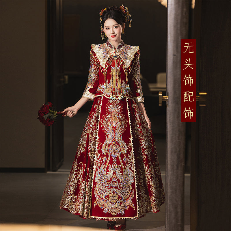 Opulent Silk-Velvet · 2025 Xiuhe Bridal Dress | Grand Sweep Hem & Meticulous Embroidery for Winter Nuptials